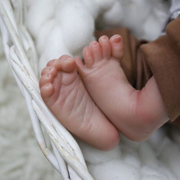 Wooroy Reborn Baby Dolls Boy - 17 Inch Anatomically Correct Realistic Newborn D - Picture 14 of 15